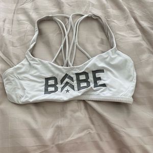 Limited edition Lululemon- Barry’s boot camp colab Size 10 as pictured.